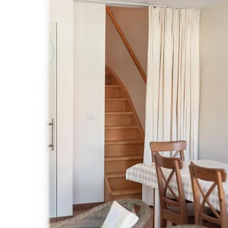 D 0302 Modern Duplex דירה